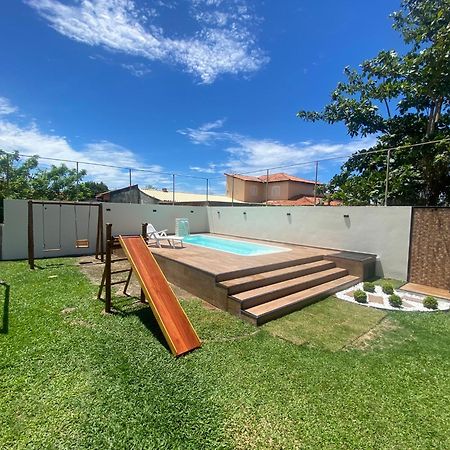 ארארואמה Casa Bem Espacosa Com Piscina, Campo De Futebol E Area Gourmet A Um Quarteirao Da Lagoa De Praia Seca מראה חיצוני תמונה