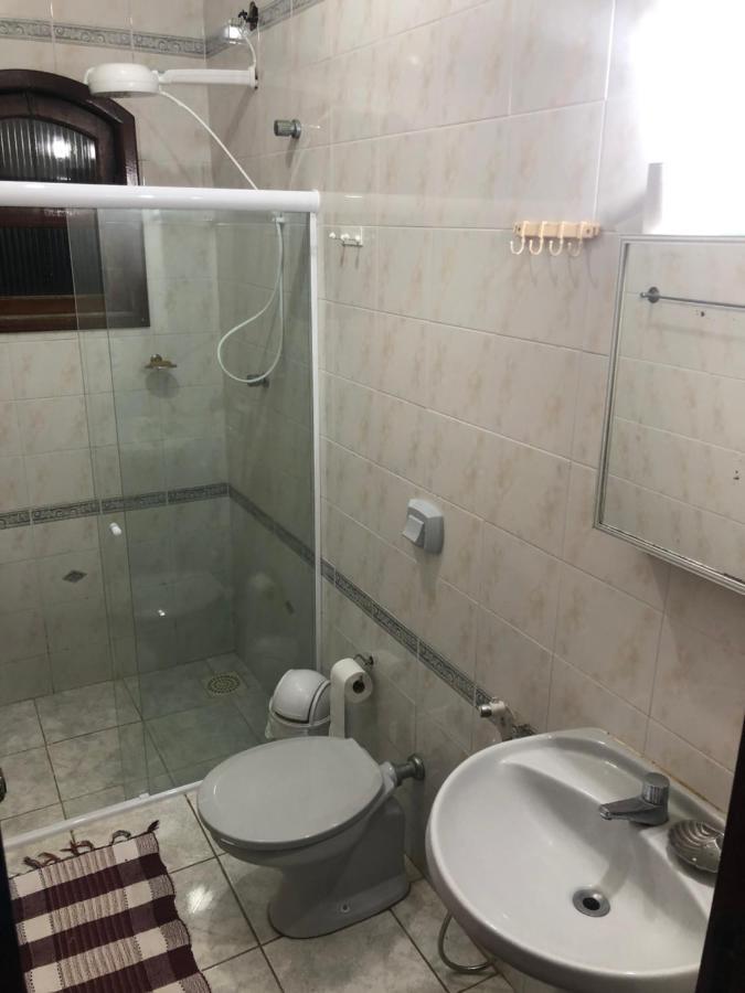 ארארואמה Casa Bem Espacosa Com Piscina, Campo De Futebol E Area Gourmet A Um Quarteirao Da Lagoa De Praia Seca מראה חיצוני תמונה