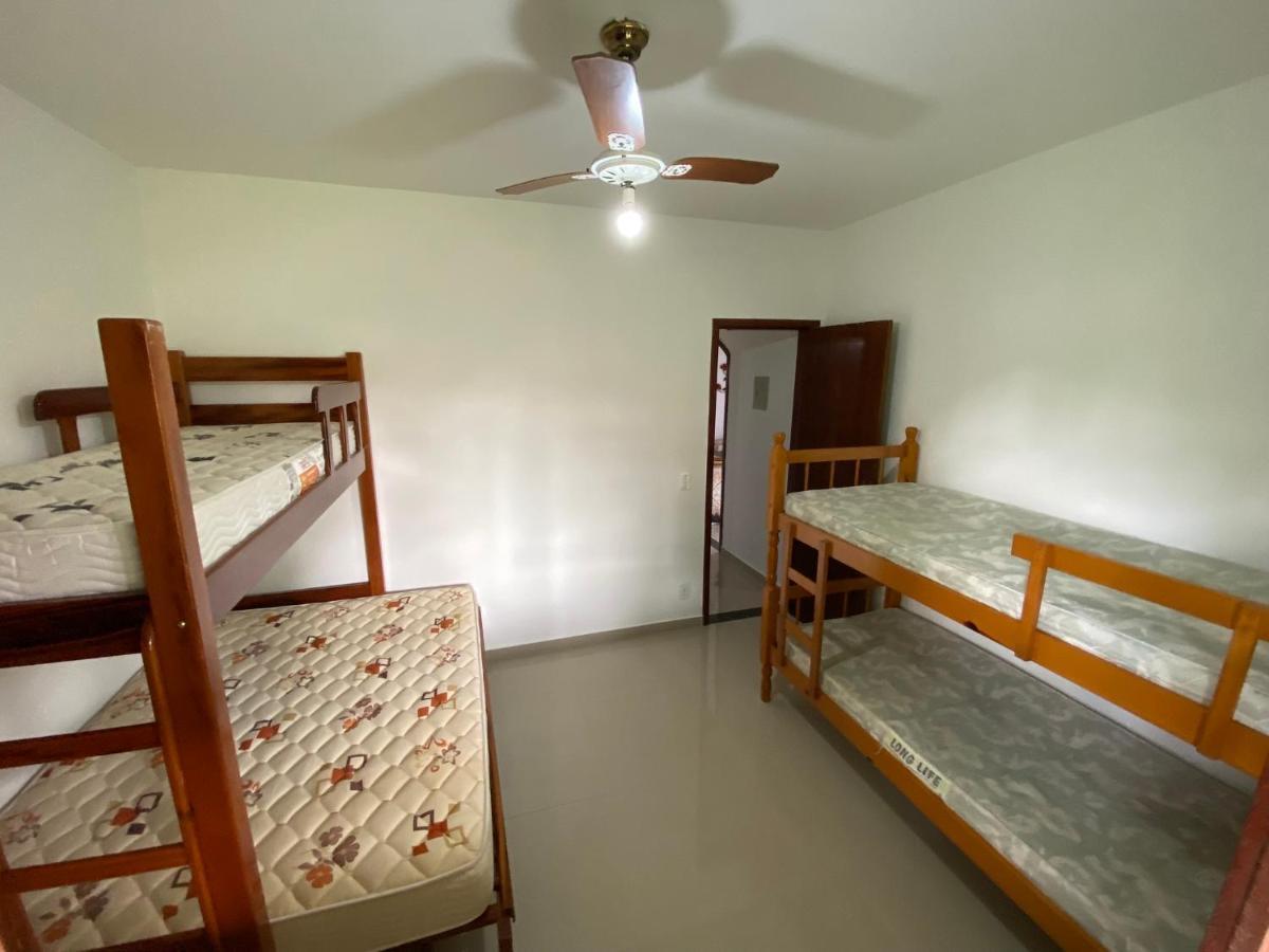 ארארואמה Casa Bem Espacosa Com Piscina, Campo De Futebol E Area Gourmet A Um Quarteirao Da Lagoa De Praia Seca מראה חיצוני תמונה