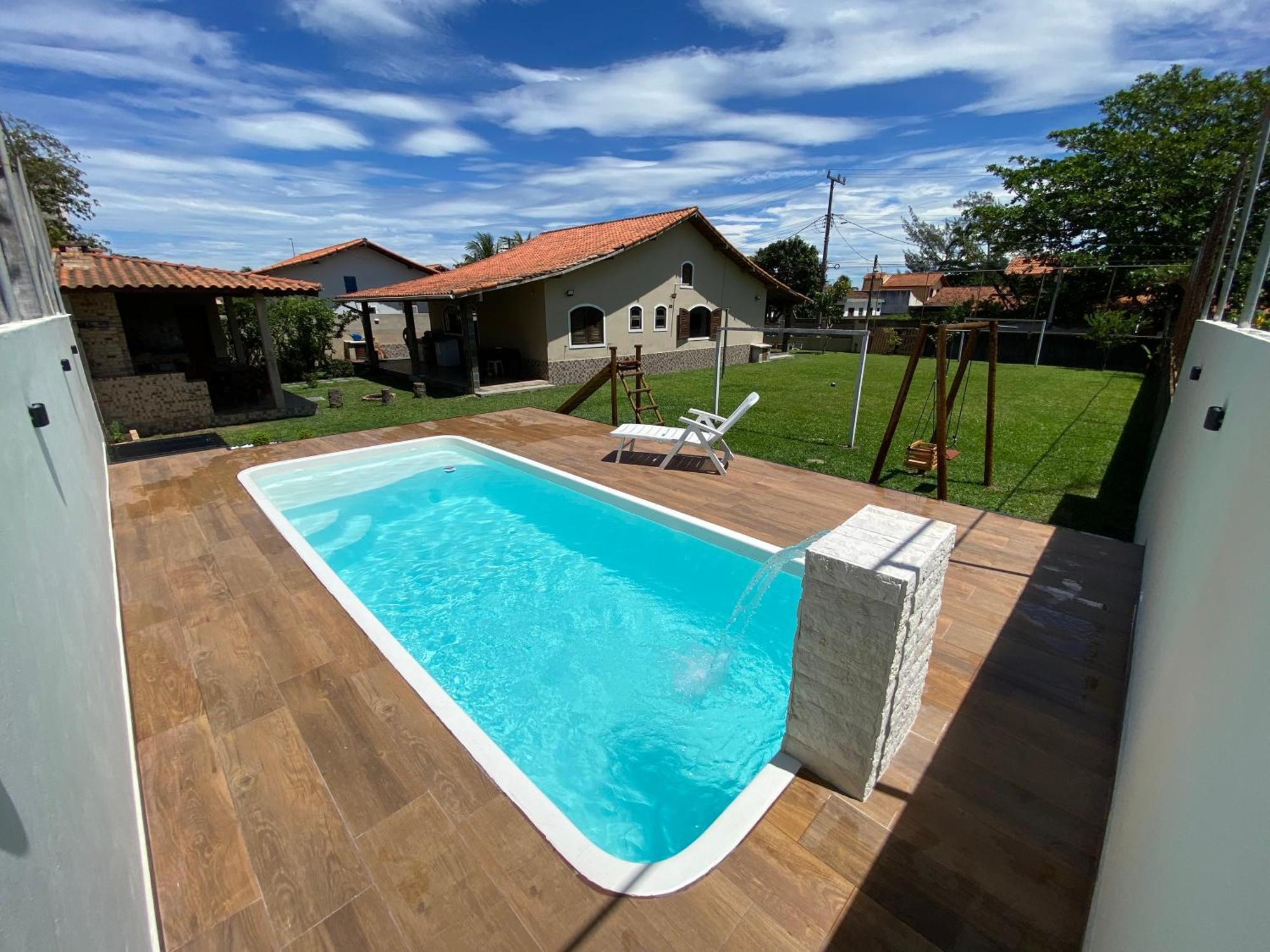 ארארואמה Casa Bem Espacosa Com Piscina, Campo De Futebol E Area Gourmet A Um Quarteirao Da Lagoa De Praia Seca מראה חיצוני תמונה